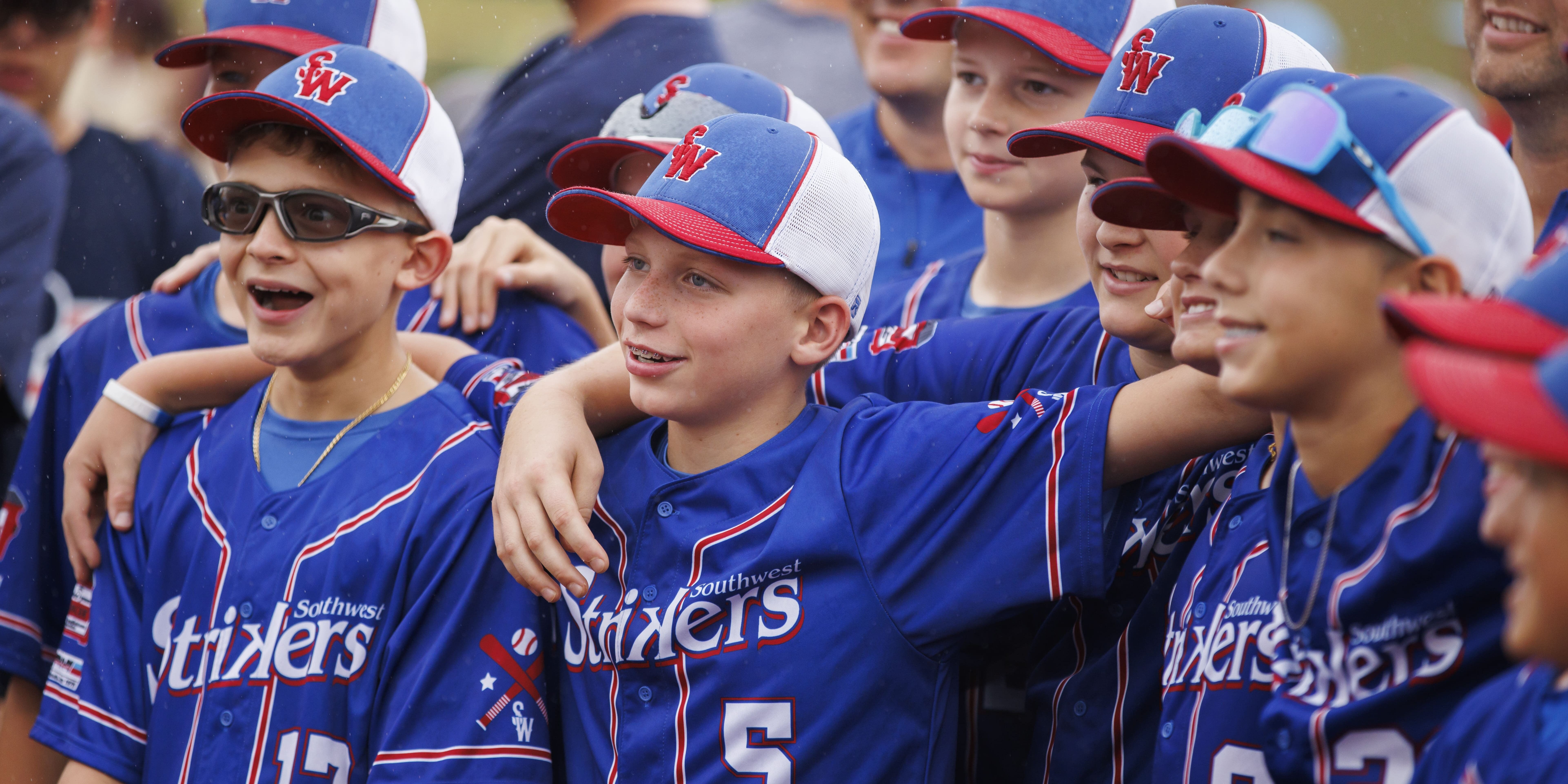 The Ripken Experience Pigeon Forge ballplayers enjoying a baseball tournament at The Ripken Experience™